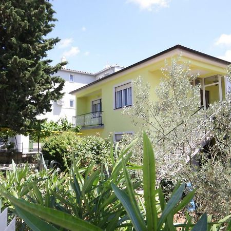 Two Bedroom Apartment, Nice Neighborhood, Free Parking, Wifi Pola Esterno foto