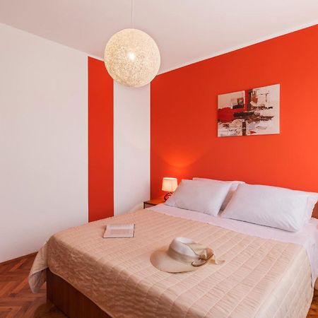Two Bedroom Apartment, Nice Neighborhood, Free Parking, Wifi Pola Esterno foto