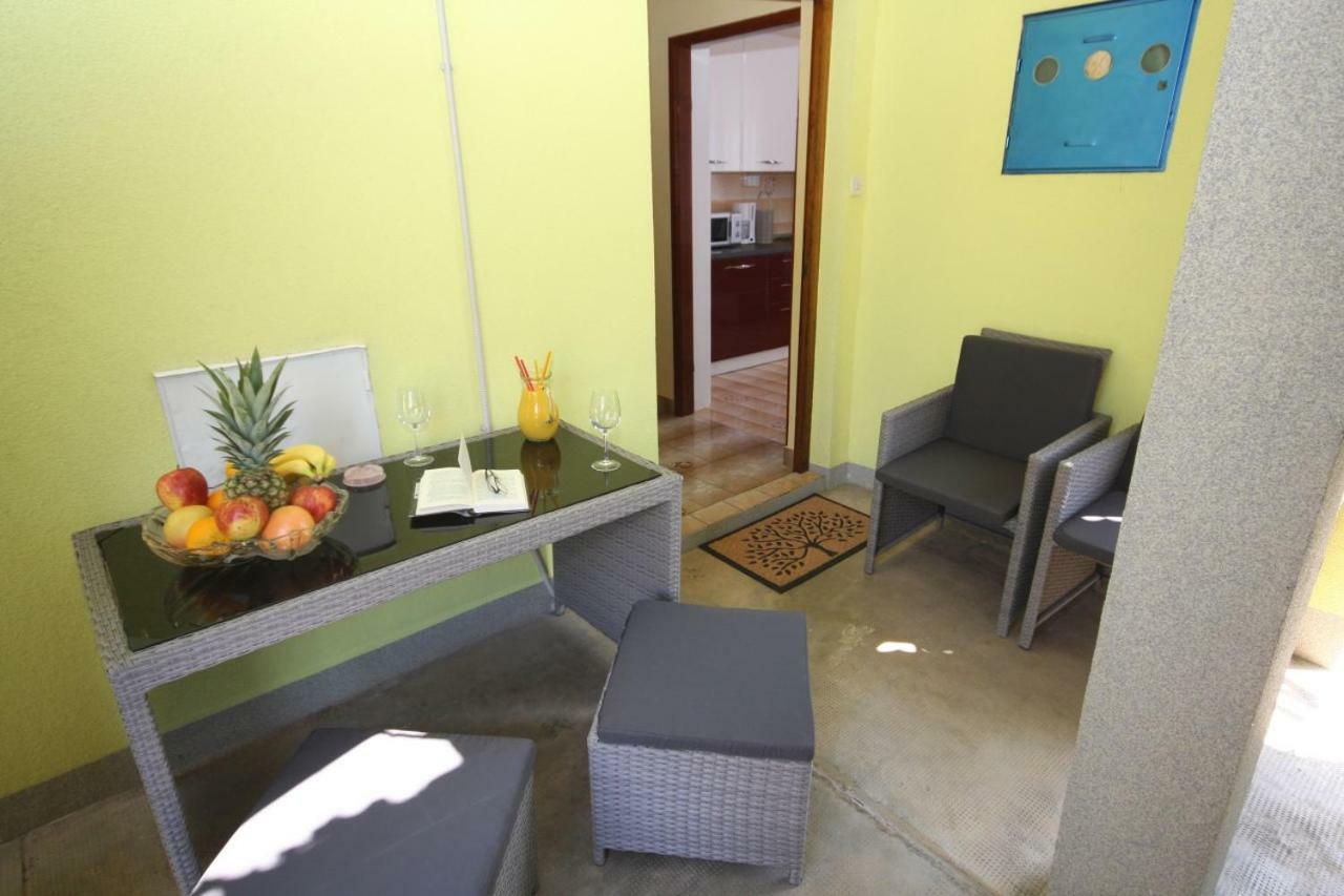 Two Bedroom Apartment, Nice Neighborhood, Free Parking, Wifi Pola Esterno foto