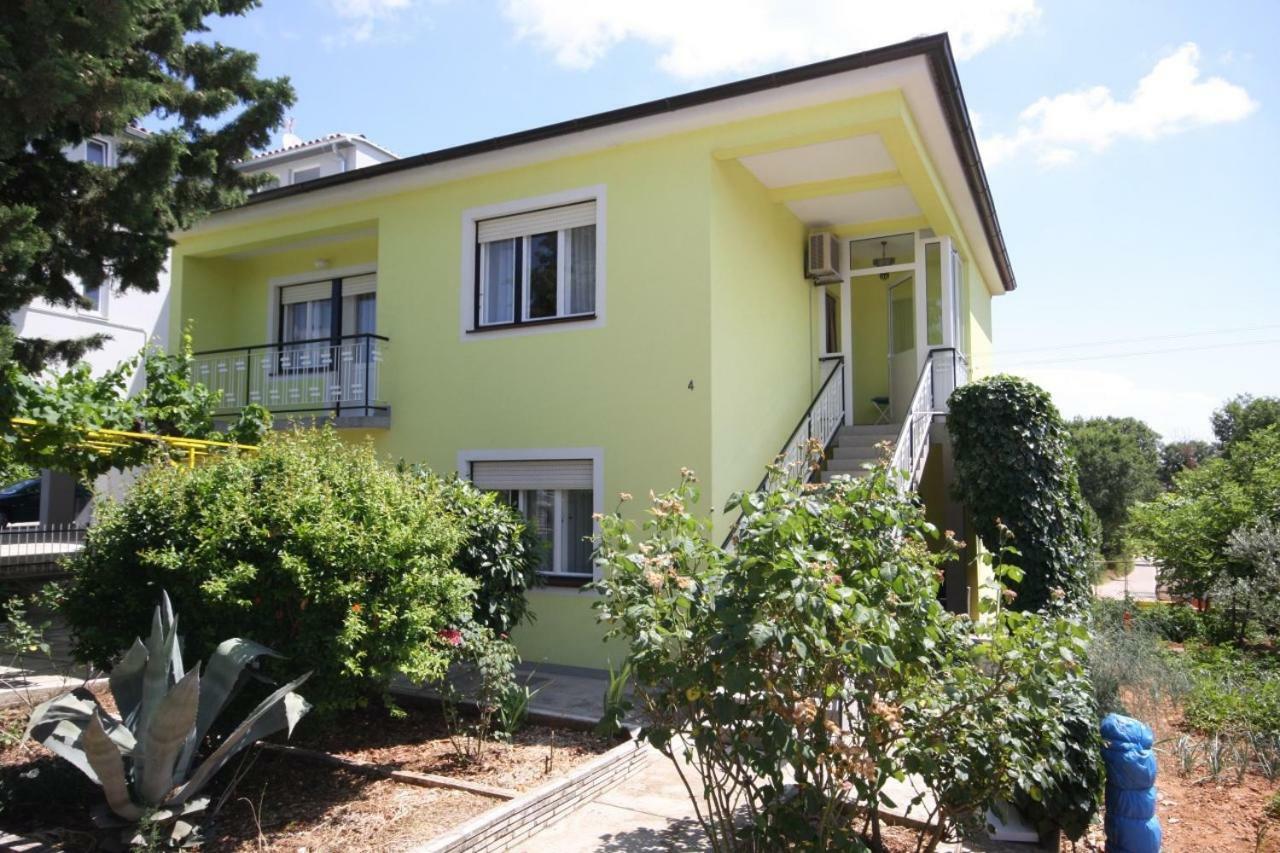 Two Bedroom Apartment, Nice Neighborhood, Free Parking, Wifi Pola Esterno foto