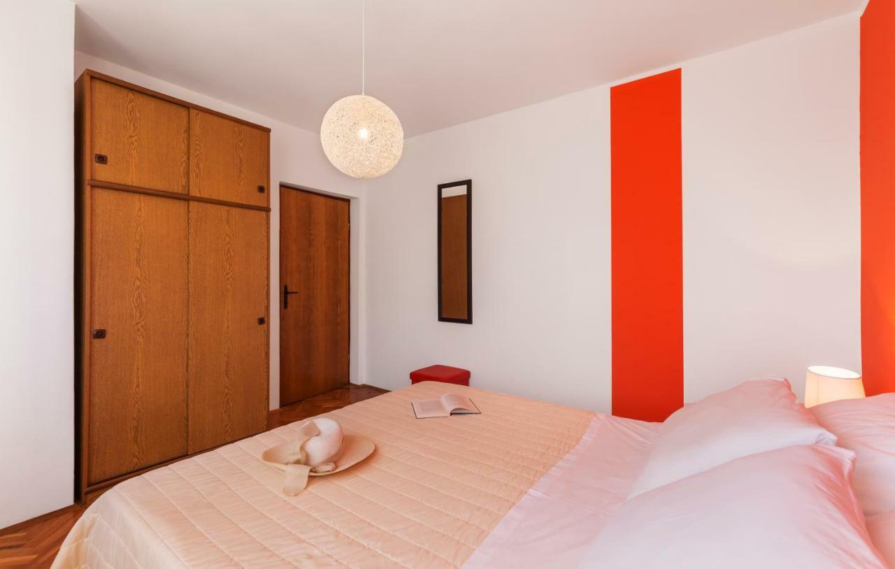 Two Bedroom Apartment, Nice Neighborhood, Free Parking, Wifi Pola Esterno foto